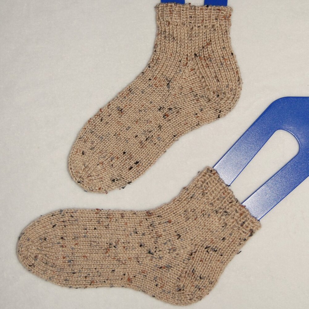 NEW Handmade Brown Flecks Ankle Socks, Women Size M (US 7.5-8)